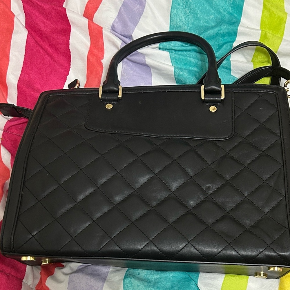 Authentic Michael Kors Satchel - Picture 2 of 6